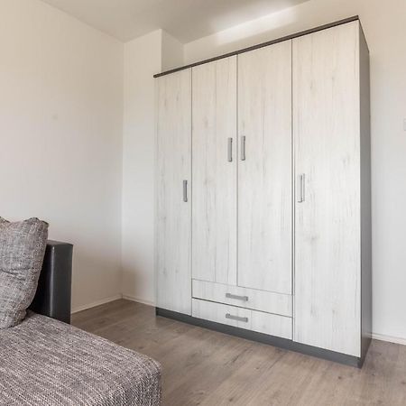 Cosy Apartment Hugo โอซีเยก ภายนอก รูปภาพ