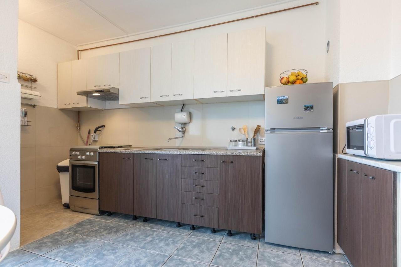 Cosy Apartment Hugo โอซีเยก ภายนอก รูปภาพ